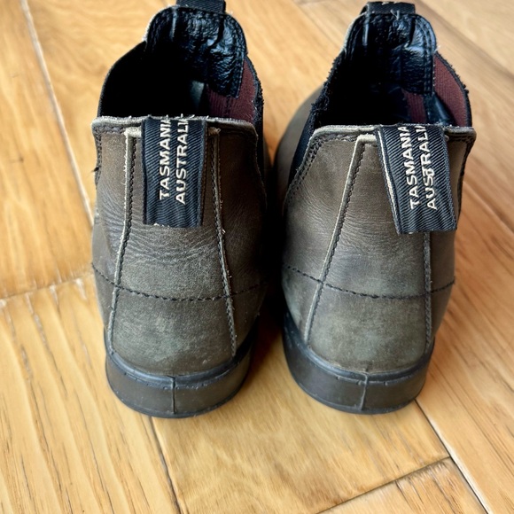 Blundstone Leather Ankle Boots - Picture 4 of 8